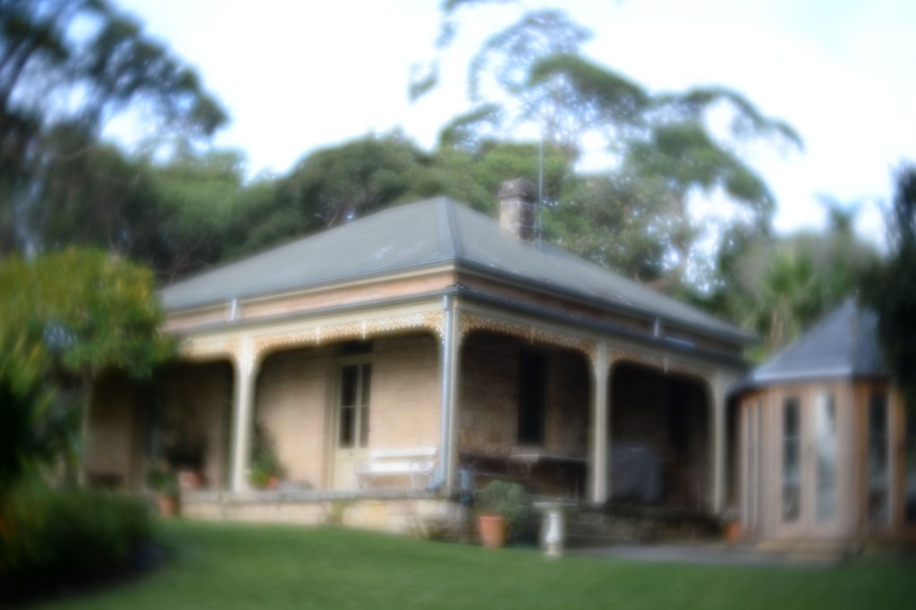 Capturing Simpson Cottage through a velvety lens