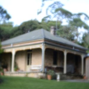 Capturing Simpson Cottage through a velvety lens