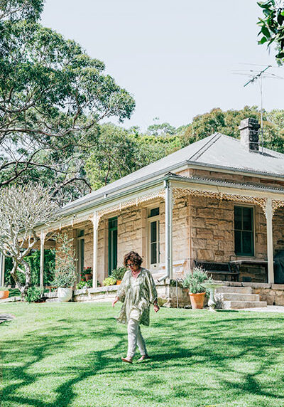 Flore_Vallery-Radot_Simpson-Cottage_Web-L1250046 Welcome